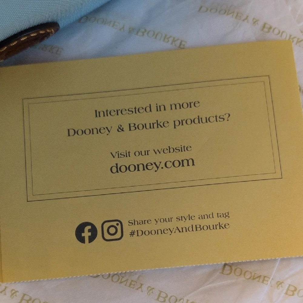 🔥Dooney & Bourke🔥Sky Blue Double Zip Crossbody Bag - Picture 5 of 5